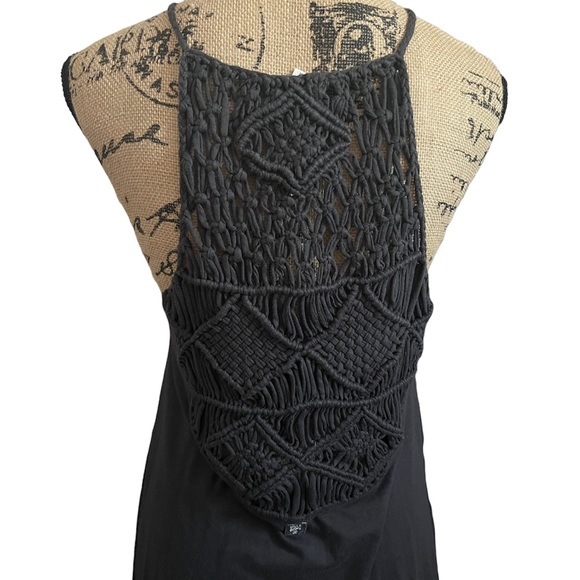 Billabong knitted neck dress front and back - Picture 3 of 6